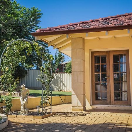 Armadale Cottage Bed & Breakfast Redcliffe Eksteriør billede