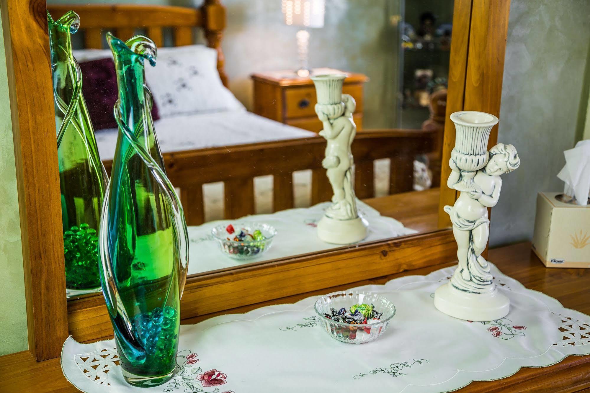 Armadale Cottage Bed & Breakfast Redcliffe Eksteriør billede